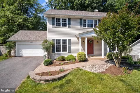 10079 Marshall Pond Rd, Burke, VA 22015