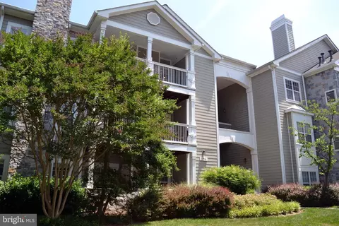 1716 Lake Shore Crest Dr #14, Reston, VA 20190