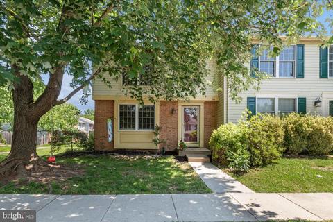 1110 Stevenson Ct, Herndon, VA 20170