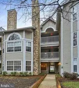 5616 Willoughby Newton Dr #34, Centreville, VA 20120