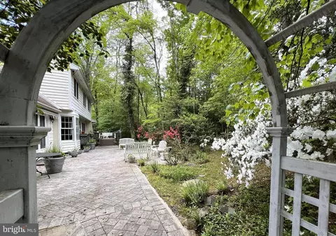 2324 Staley Rd, Reston, VA 20191 photo 5