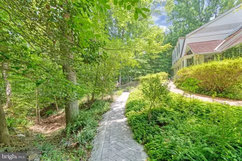 2324 Staley Rd, Reston, VA 20191 photo 94