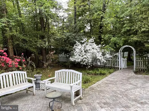 2324 Staley Rd, Reston, VA 20191 photo 8