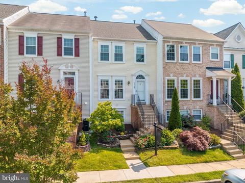 13127 Englishwood Ln, Fairfax, VA 22033