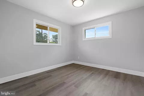 7304 Layton Dr, Springfield, VA 22150 photo 17