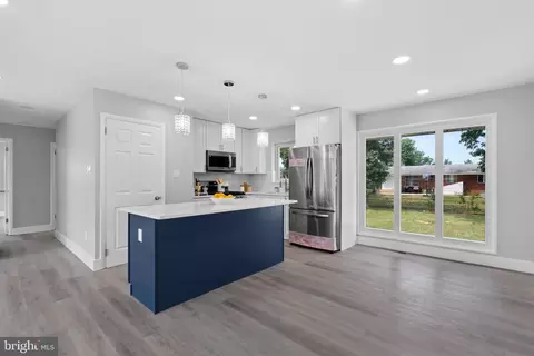 7304 Layton Dr, Springfield, VA 22150 photo 8