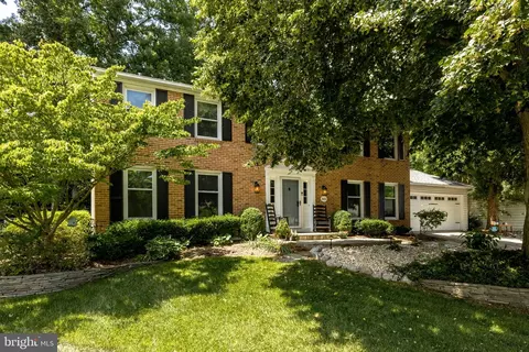 8412 Chillum Ct, Springfield, VA 22153