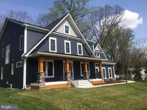 3169 Holmes Run Rd, Falls Church, VA 22042