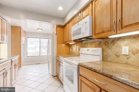 6805 Clowser Ct, Springfield, VA 22150 photo 7