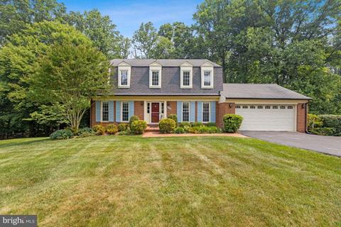 2016 Westwood Ter, Vienna, VA 22182