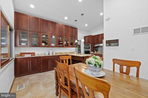 2075 Amberjack Ct, Reston, VA 20191 photo 14