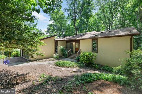 2075 Amberjack Ct, Reston, VA 20191 photo 2