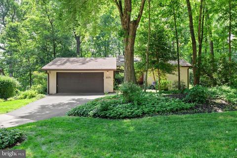 2075 Amberjack Ct, Reston, VA 20191