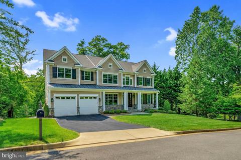 1510 Hardwood Ln, Mclean, VA 22101