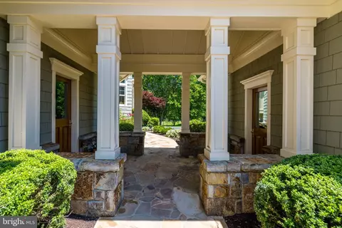 6900 Arbor Ln, Mclean, VA 22101 photo 5