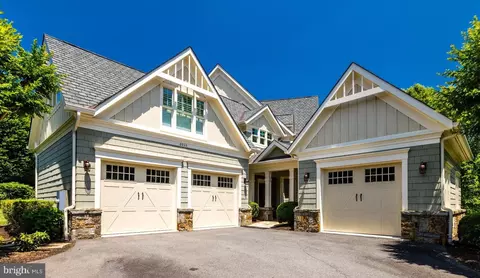 6900 Arbor Ln, Mclean, VA 22101 photo 4