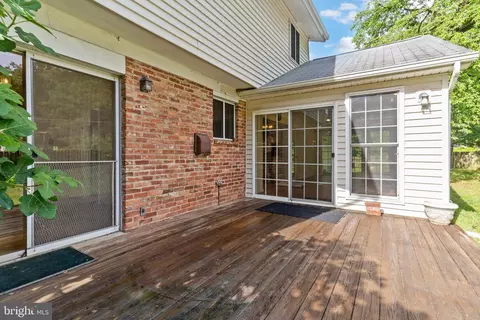 8801 Trafalgar Ct, Springfield, VA 22151 photo 30