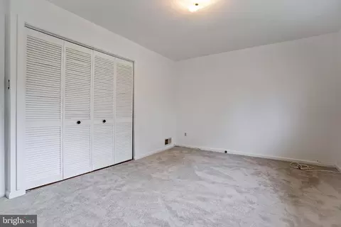 8801 Trafalgar Ct, Springfield, VA 22151 photo 17