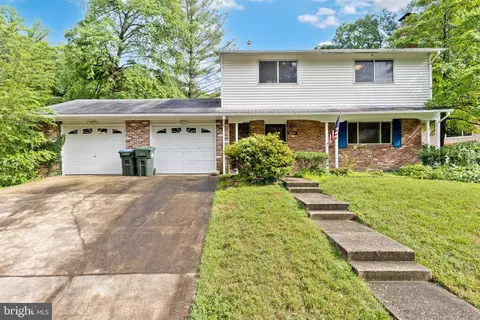 8801 Trafalgar Ct, Springfield, VA 22151