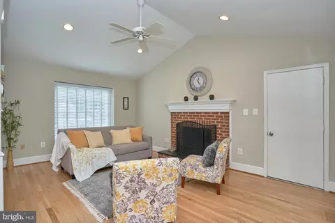 7430 Ridge Rd, Springfield, VA 22153 photo 14