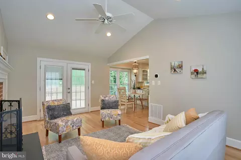 7430 Ridge Rd, Springfield, VA 22153 photo 16