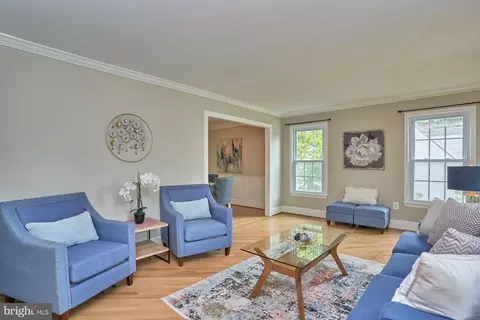 7430 Ridge Rd, Springfield, VA 22153 photo 4