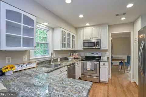 7430 Ridge Rd, Springfield, VA 22153 photo 9