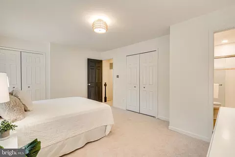 9048 Armendown Dr, Springfield, VA 22152 photo 24