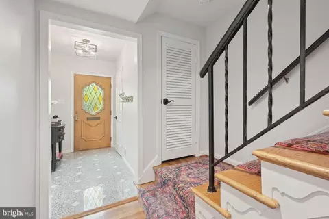 6714 Melrose Dr, Mclean, VA 22101 photo 5