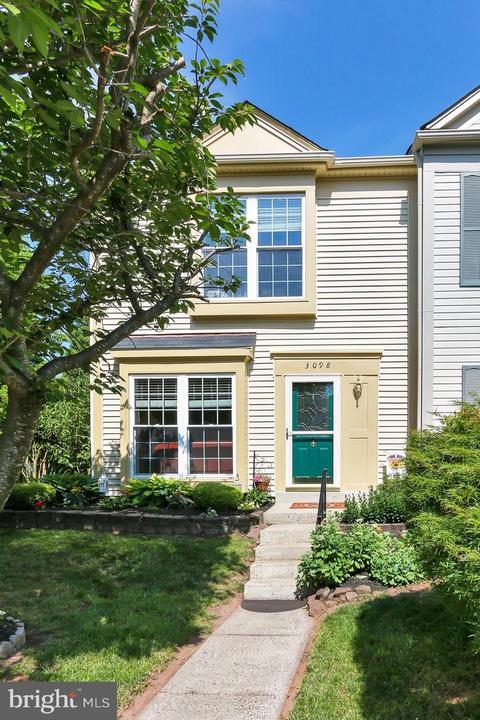 3098 Mcgrane Ct, Oak Hill, VA 20171