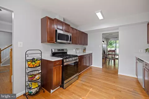 5115 Arrit Ct, Burke, VA 22015 photo 9