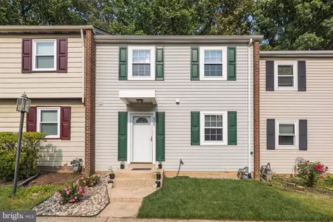5115 Arrit Ct, Burke, VA 22015 photo 2