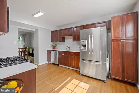 5115 Arrit Ct, Burke, VA 22015 photo 10