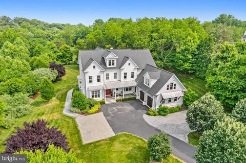 1203 Bishopsgate Way, Reston, VA 20194