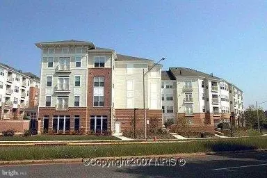 9480 Virginia Center Blvd #229, Vienna, VA 22181
