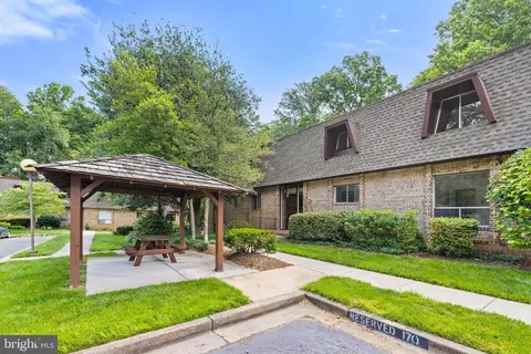11605 Vantage Hl #12B, Reston, VA 20190