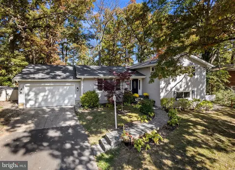 4008 Old Mill Rd, Alexandria, VA 22309