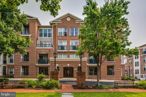 2901 Saintsbury Plz #105, Fairfax, VA 22031