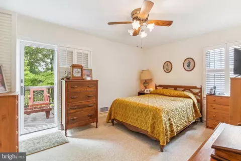 8529 Greeley Blvd, Springfield, VA 22152 photo 10