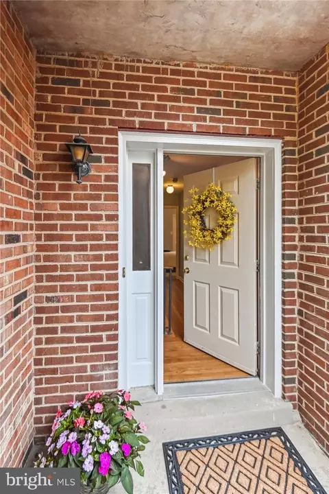 3748 Madison Ln # a, Falls Church, VA 22041