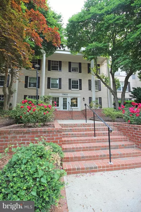 7600 Tremayne Pl #312, Mclean, VA 22102