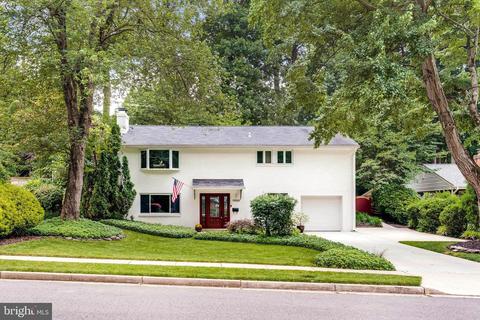 5633 Bellington Ave, Springfield, VA 22151
