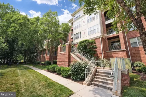 11775 Stratford House Pl #205, Reston, VA 20190