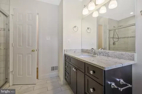 6203 Nethercombe Ct, Mclean, VA 22101 photo 28