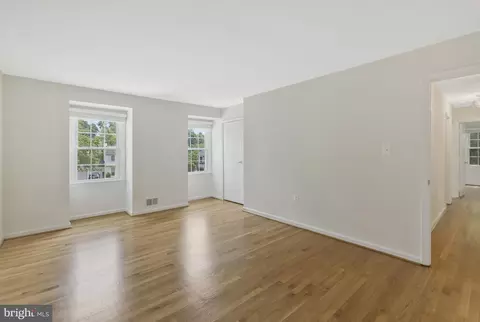 6203 Nethercombe Ct, Mclean, VA 22101 photo 29