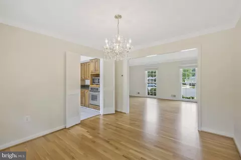6203 Nethercombe Ct, Mclean, VA 22101 photo 12