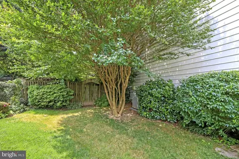 6203 Nethercombe Ct, Mclean, VA 22101 photo 43
