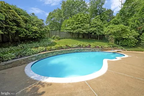 6203 Nethercombe Ct, Mclean, VA 22101 photo 45