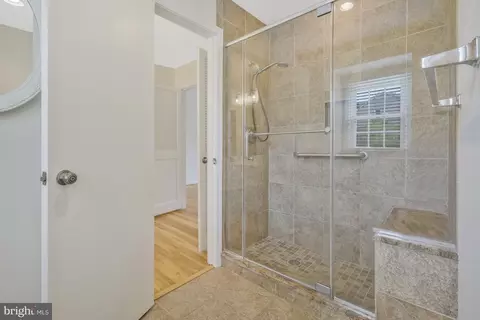 6203 Nethercombe Ct, Mclean, VA 22101 photo 33