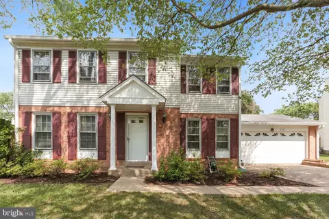 5725 Norton Rd, Alexandria, VA 22303